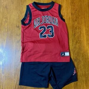 Children’s Air Michael Jordan Jumpman Size 4T Nike Jersey And Shorts